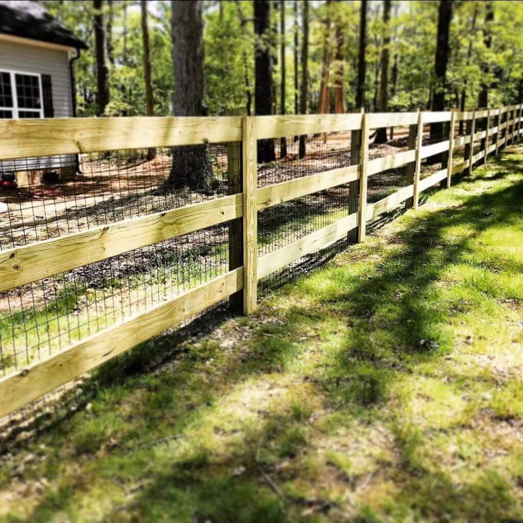Farm Fence for Residential and Farms in Lafayette, LA